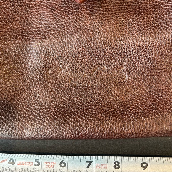 Dooney & Bourke premium Brown Leather Tote Bag with red interior. Classic design - Picture 6 of 16